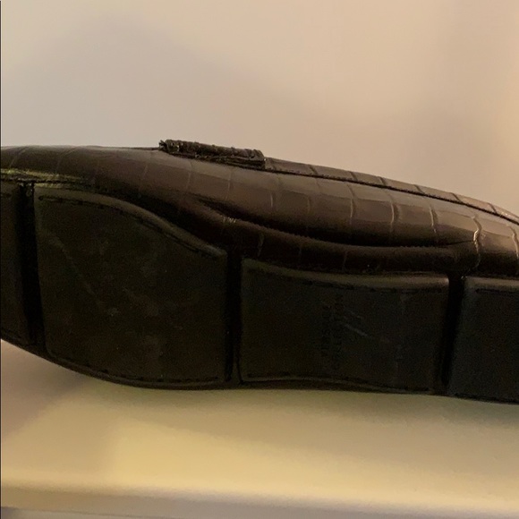 Black - Picture 4 of 7